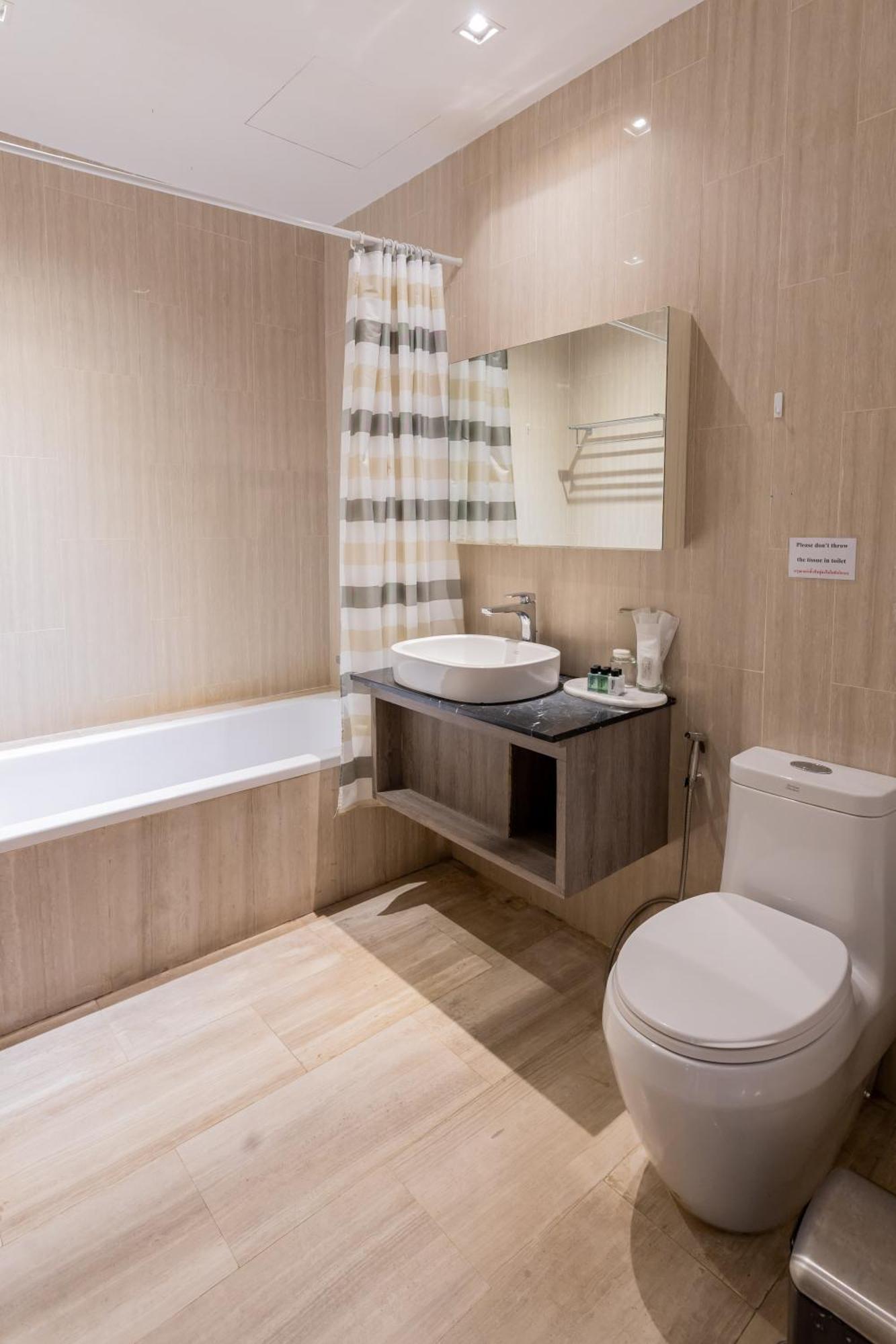 Sukhothai Ruam Ruedi 3*