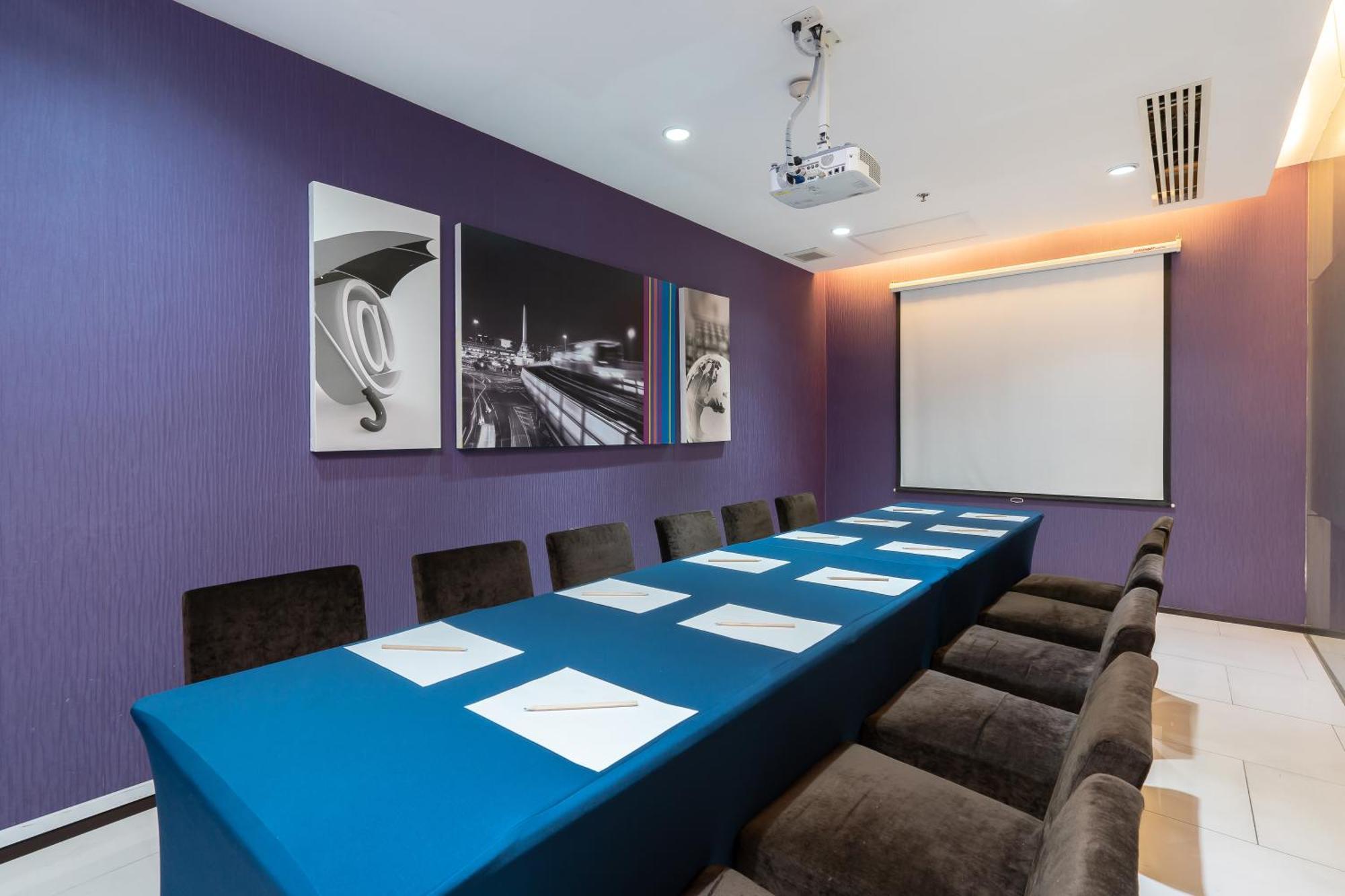 Hotel Vic 3 - Sha 4*