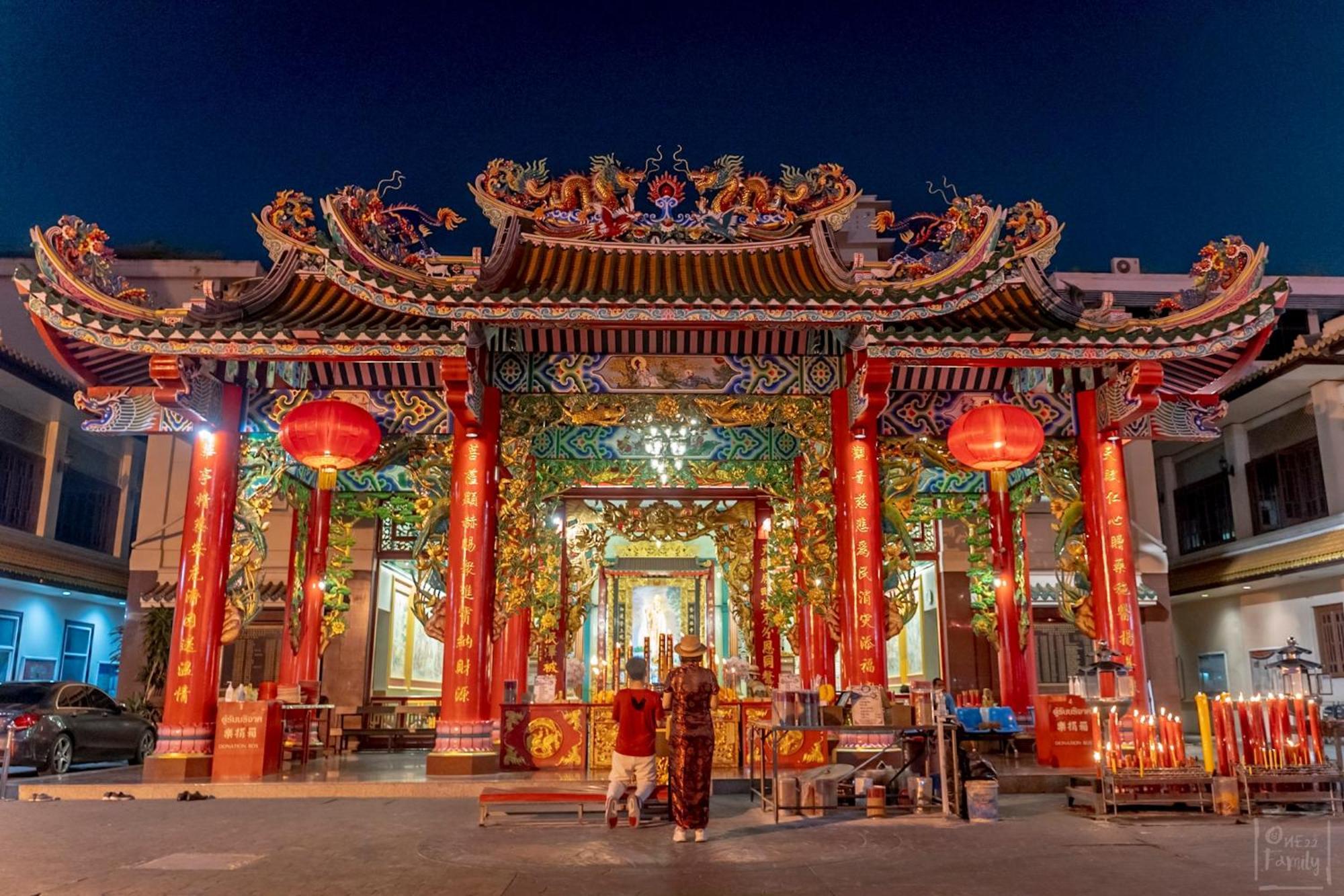 Ago Chinatown 3*
