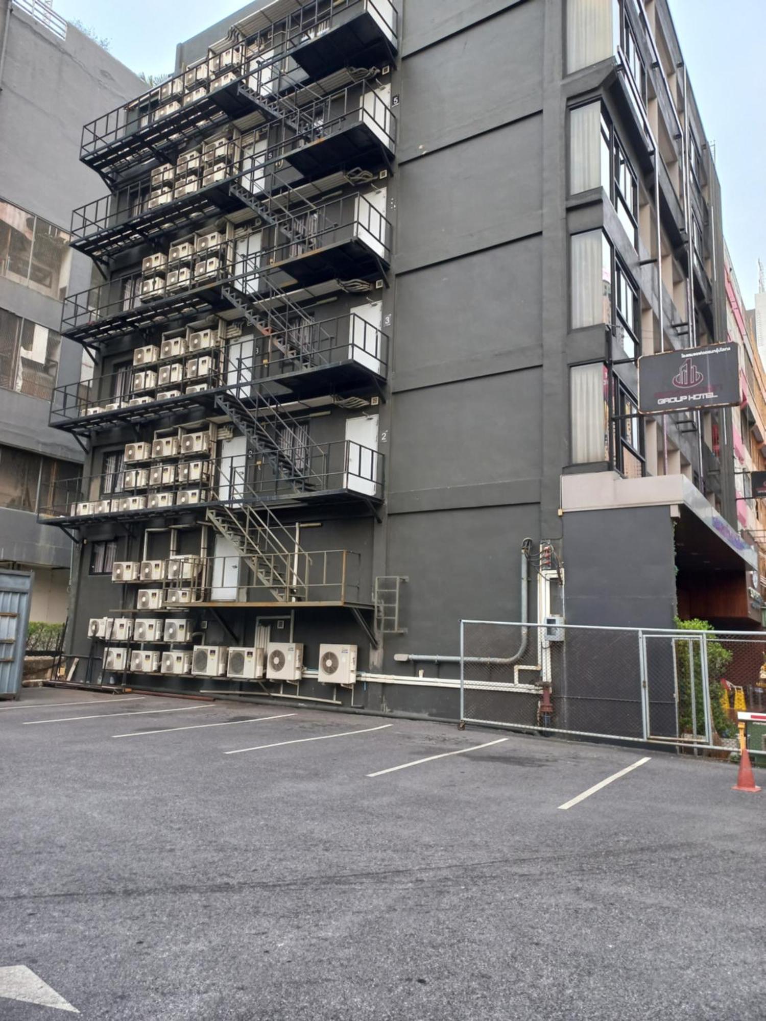 Sovereign Group At Pratunam
