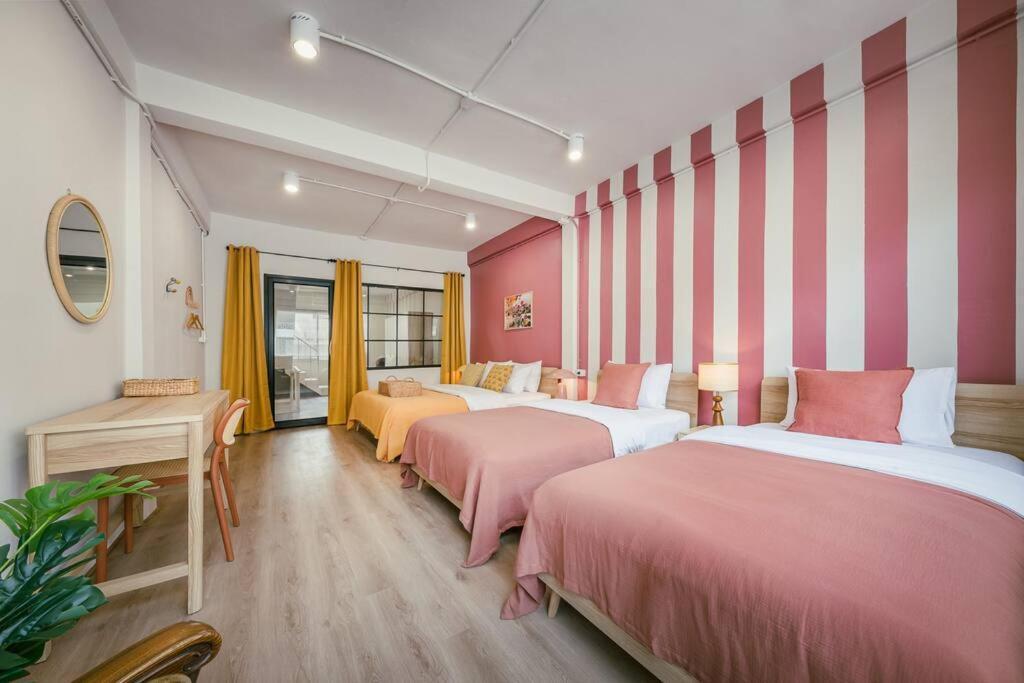 Sukhumvit Entire House 7 Pax - 2 Mins Walk From Skytrain Apartment Bangkok