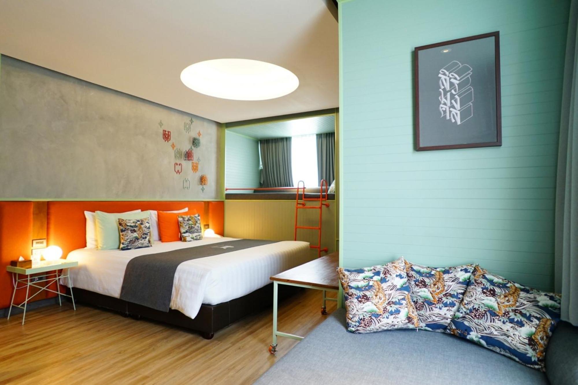Samsen Street - Sha Extra Bangkok