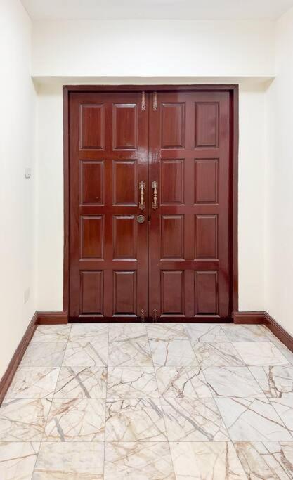 Private House 3 Beds + Double Beds In Heart Of Phromphong *