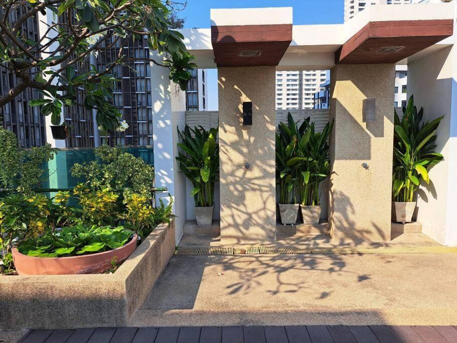 1 Bedroom In Sukhumvit Cbd 5 Min To Bts Phromphong * Bangkok
