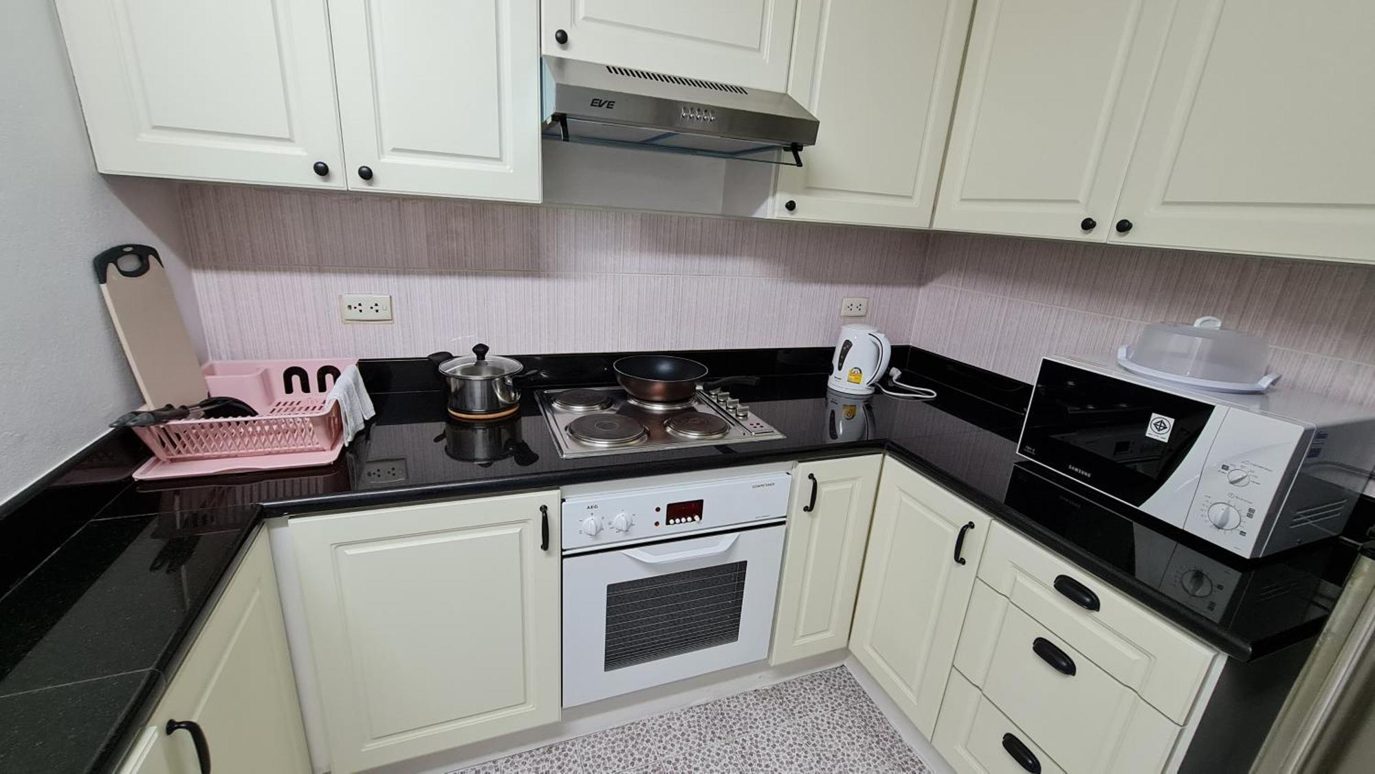 Service Apartment Thong Lo Ekkamai Prompong Bangkok