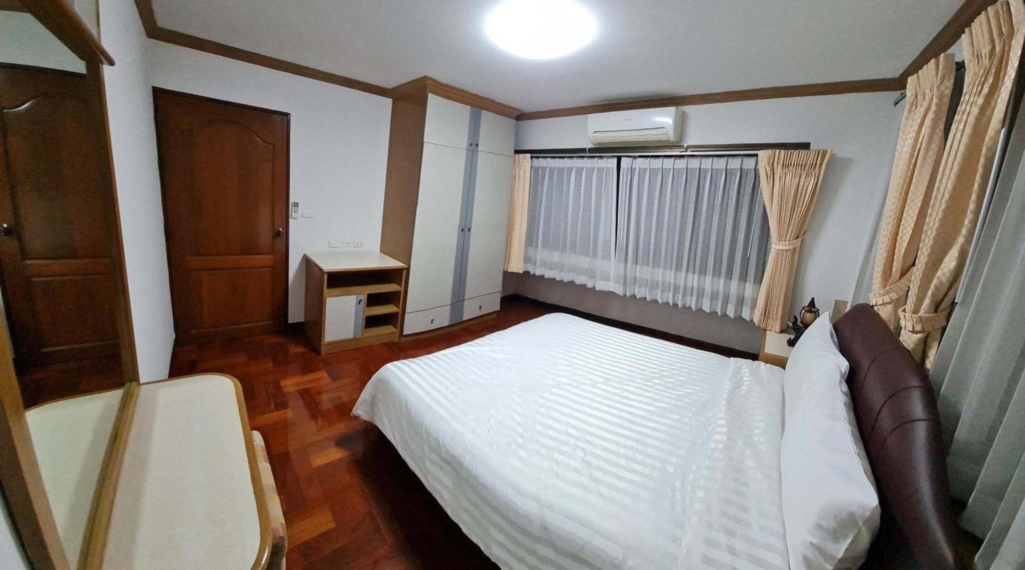 Service Apartment Thong Lo Ekkamai Prompong *