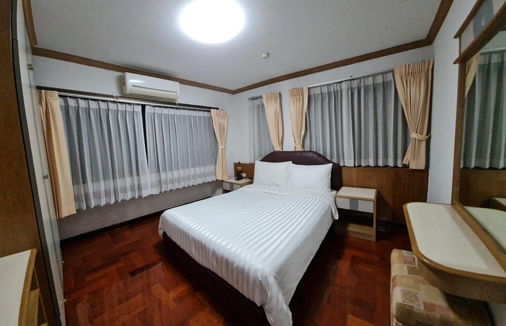Service Apartment Thong Lo Ekkamai Prompong Apartment *