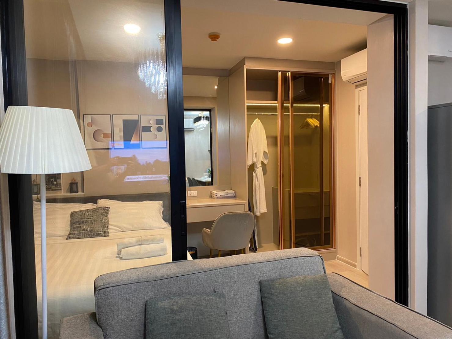 Maxxi Prime Ratchada - Sutthisan Mrt Apartment Bangkok