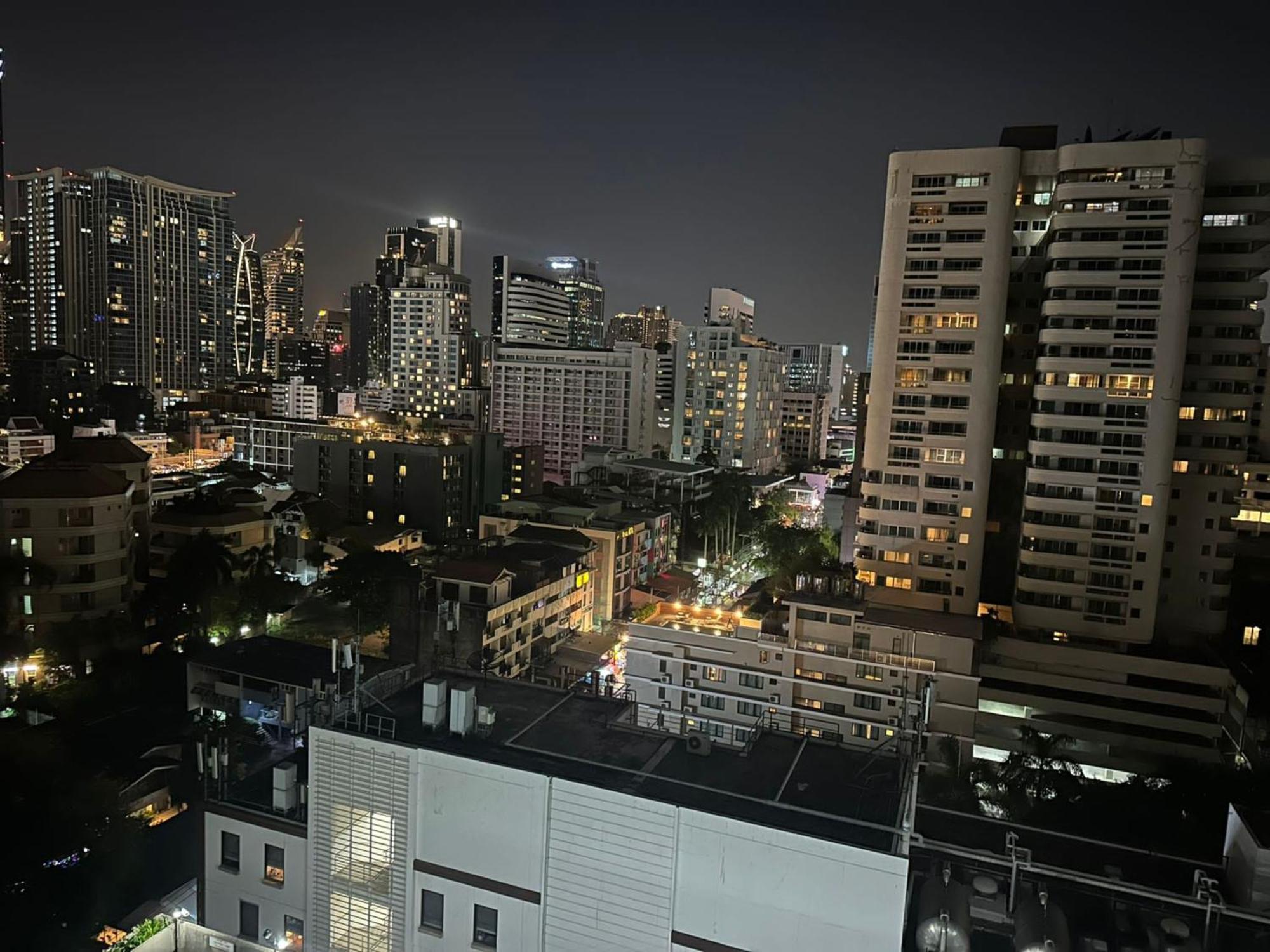 Omni Tower Sukhumvit Soi 4 Direct *