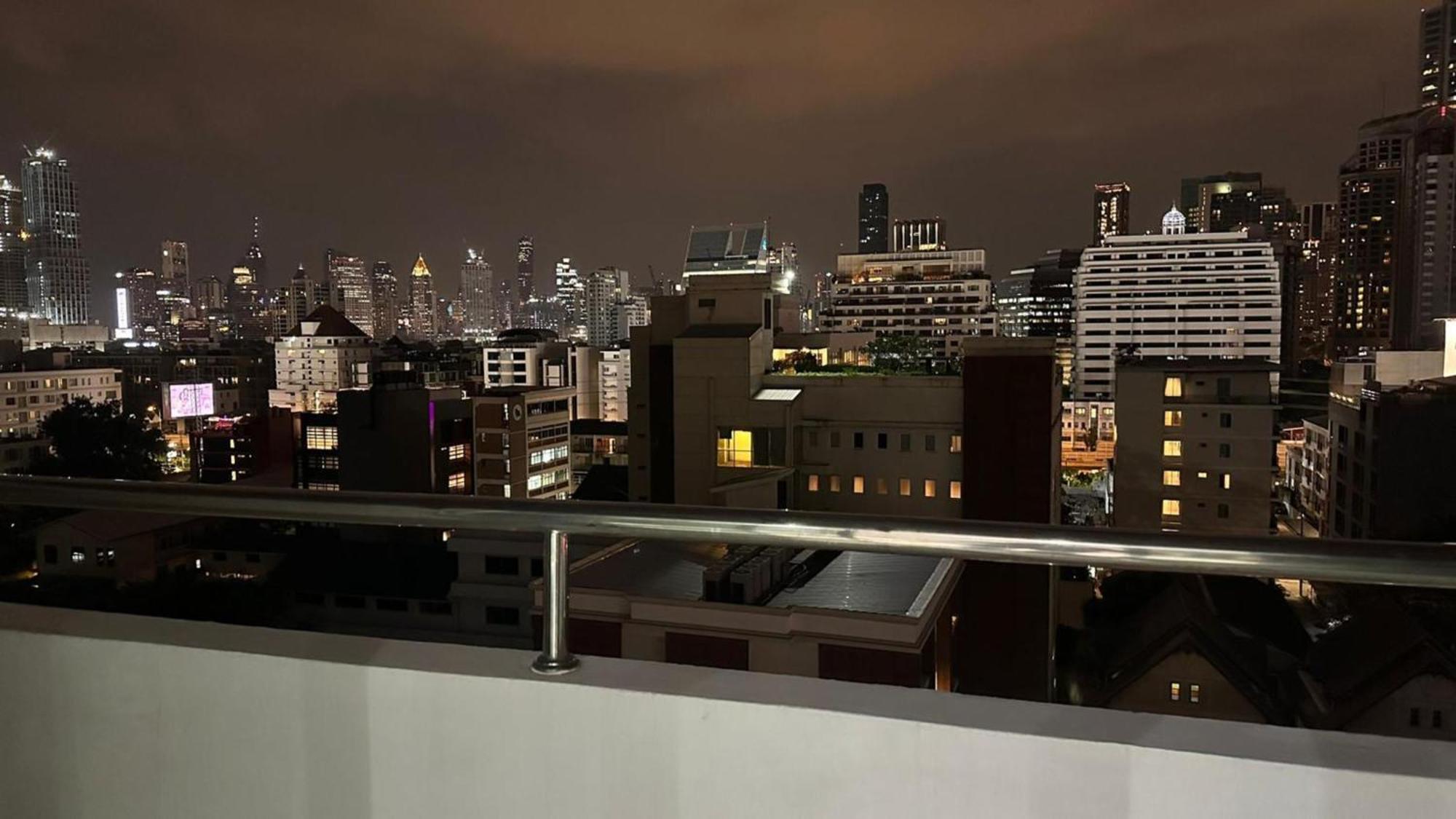 Omni Tower Cozy By Direct Apartment *