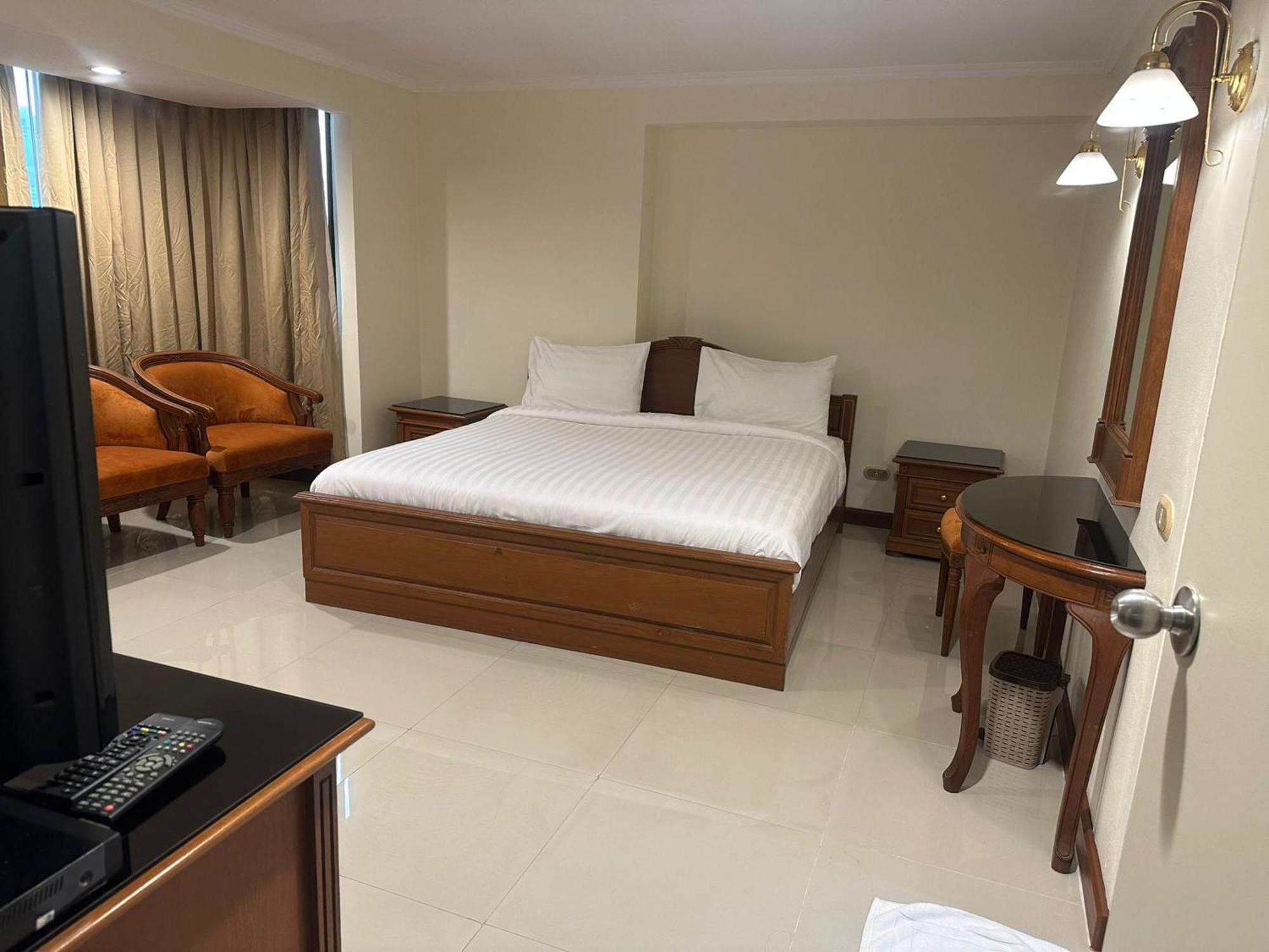 Omni Tower Cozy By Direct Apartment Bangkok