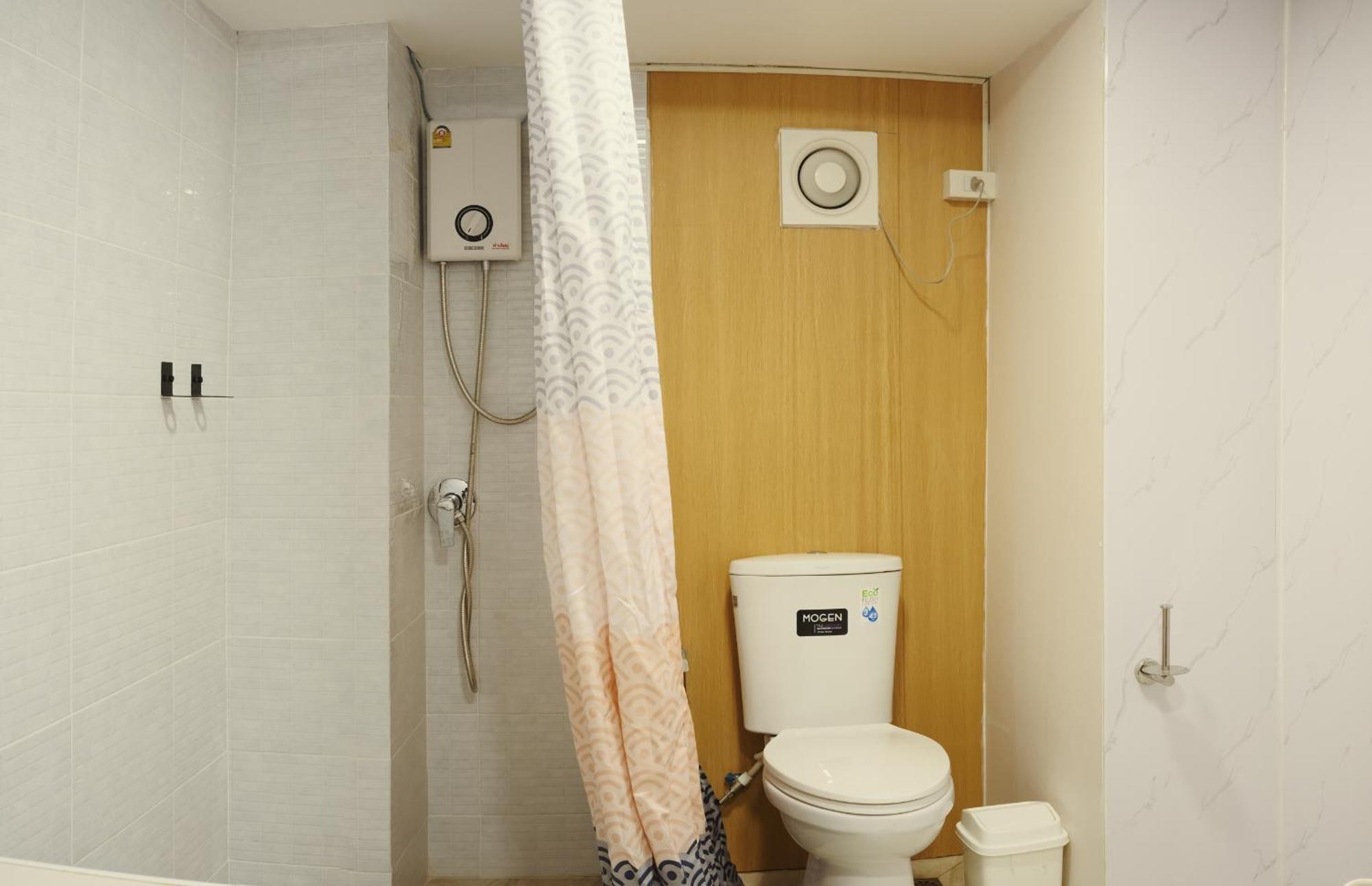 Holiday home Secret House In China Town 2br. Rare Find
