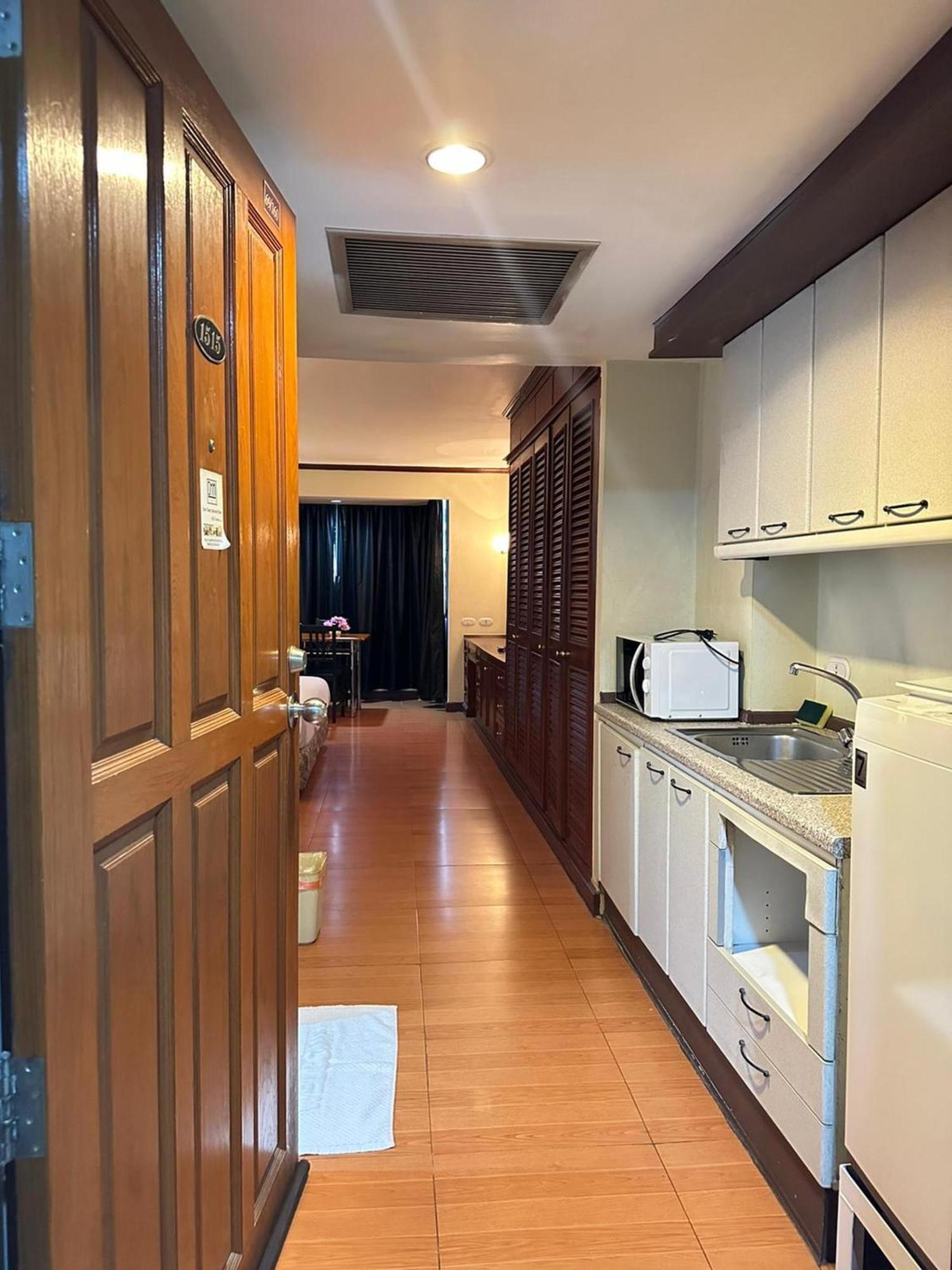 Apartemen Fully Furnished Omni Tower Nana - Sukhumvit Soi 4 Bangkok