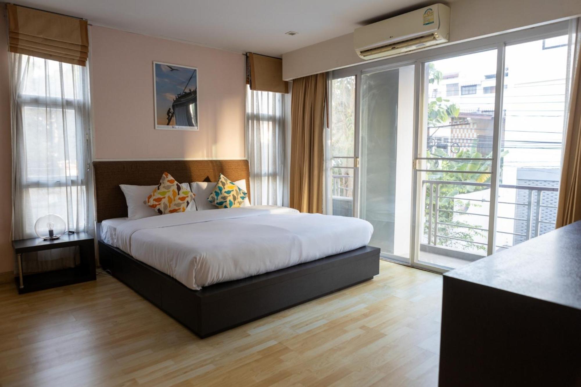 Go Thonglor 23 โกอินน์ ทองหล่อ 23 X Apartment