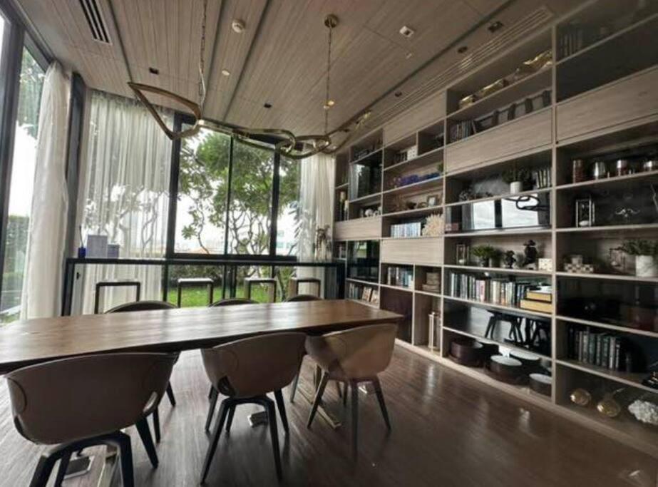 S71 Sukhumvit Big 1 Bedroom City ​​center Swim Gym Appartement