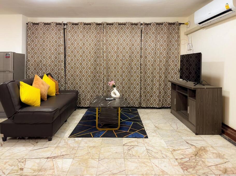 Villa Private House 3 Beds + Double Beds In Heart Of Phromphong Bangkok