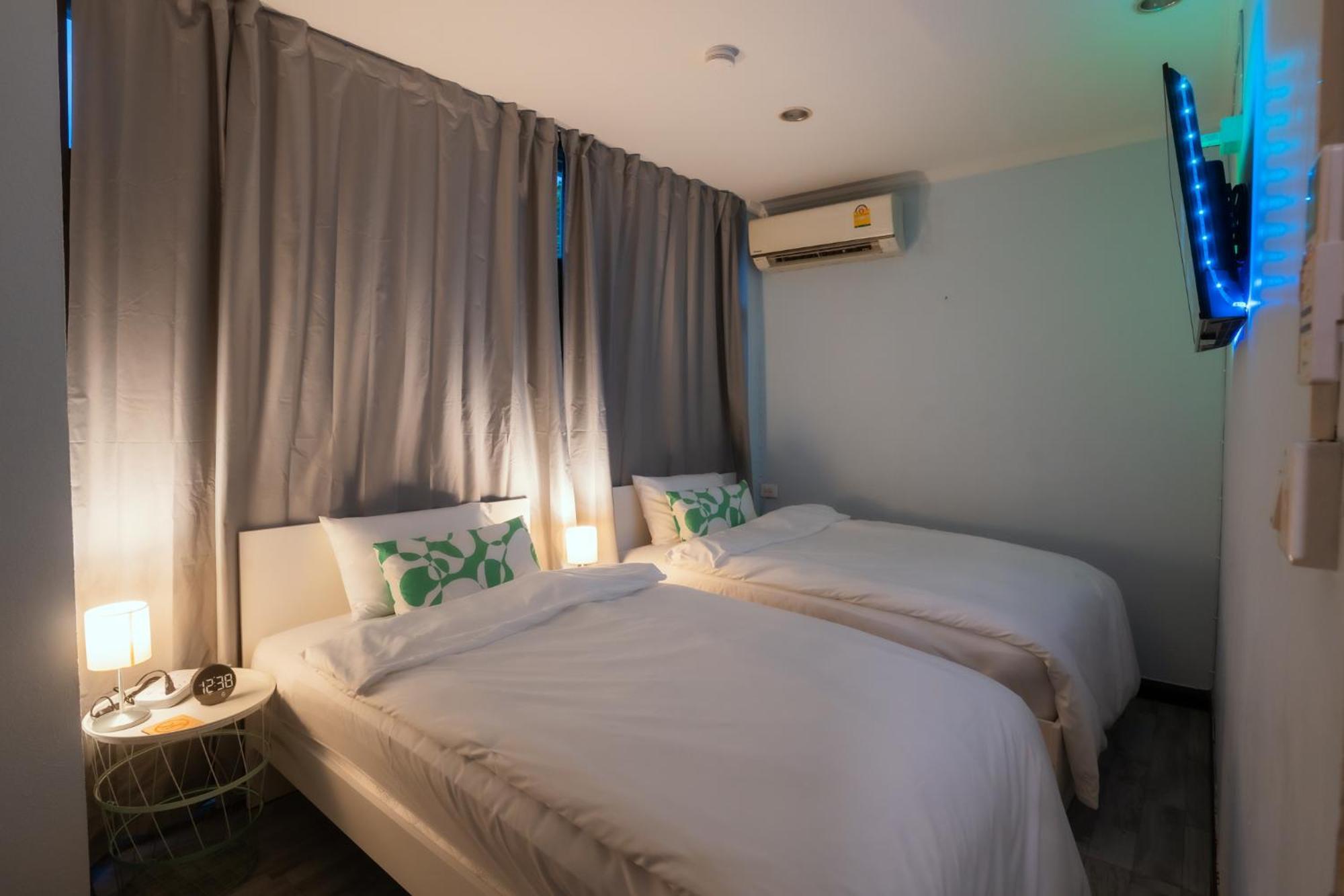 420 - Ekkamai Buds & Beds Hostel *
