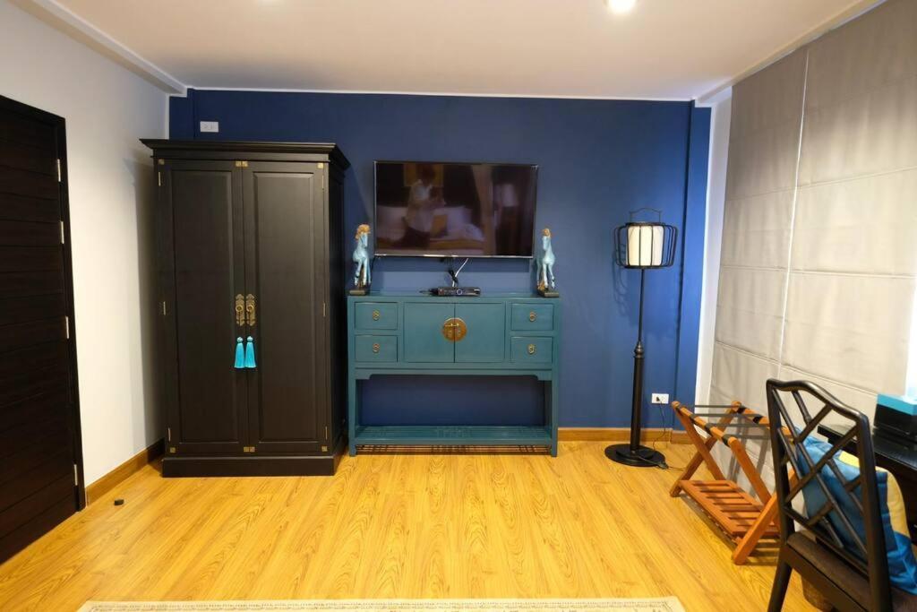 Baan Khun Nai Thonglor, Luxury Thai *