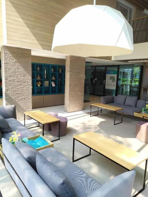 Private Luxury Flat At Sukhumvit Rd Subway Apartment
