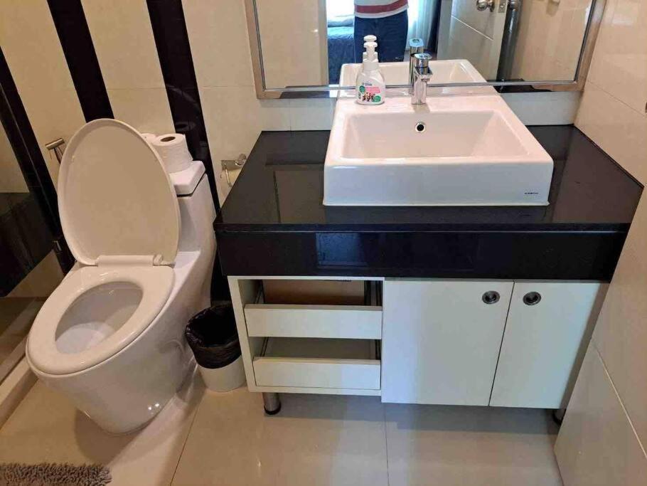 1 Bedroom In Sukhumvit Cbd 5 Min To Bts Phromphong Apartment *