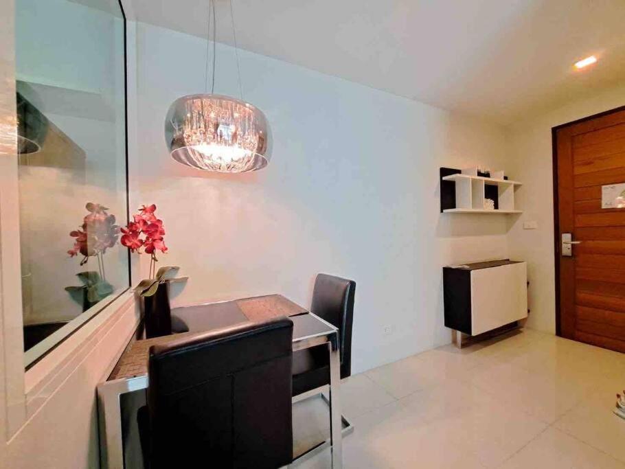Apartment 1 Bedroom In Sukhumvit Cbd 5 Min To Bts Phromphong *