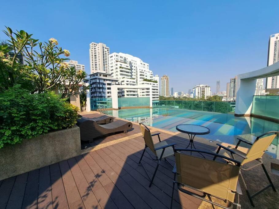 1 Bedroom In Sukhumvit Cbd 5 Min To Bts Phromphong *
