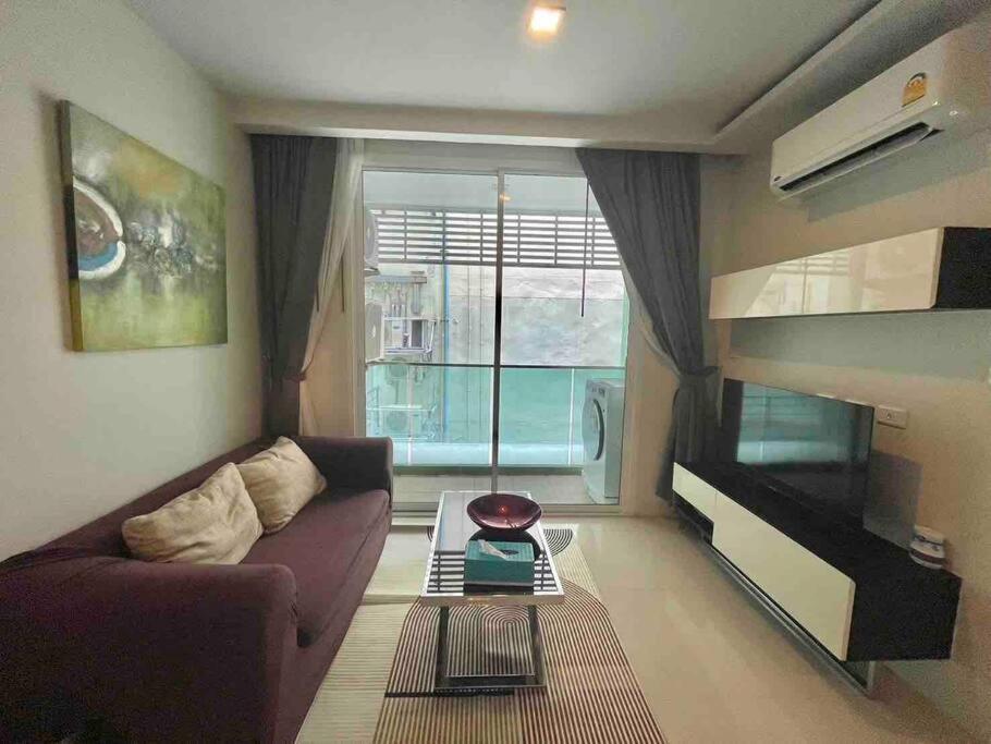 1 Bedroom In Sukhumvit Cbd 5 Min To Bts Phromphong Apartment