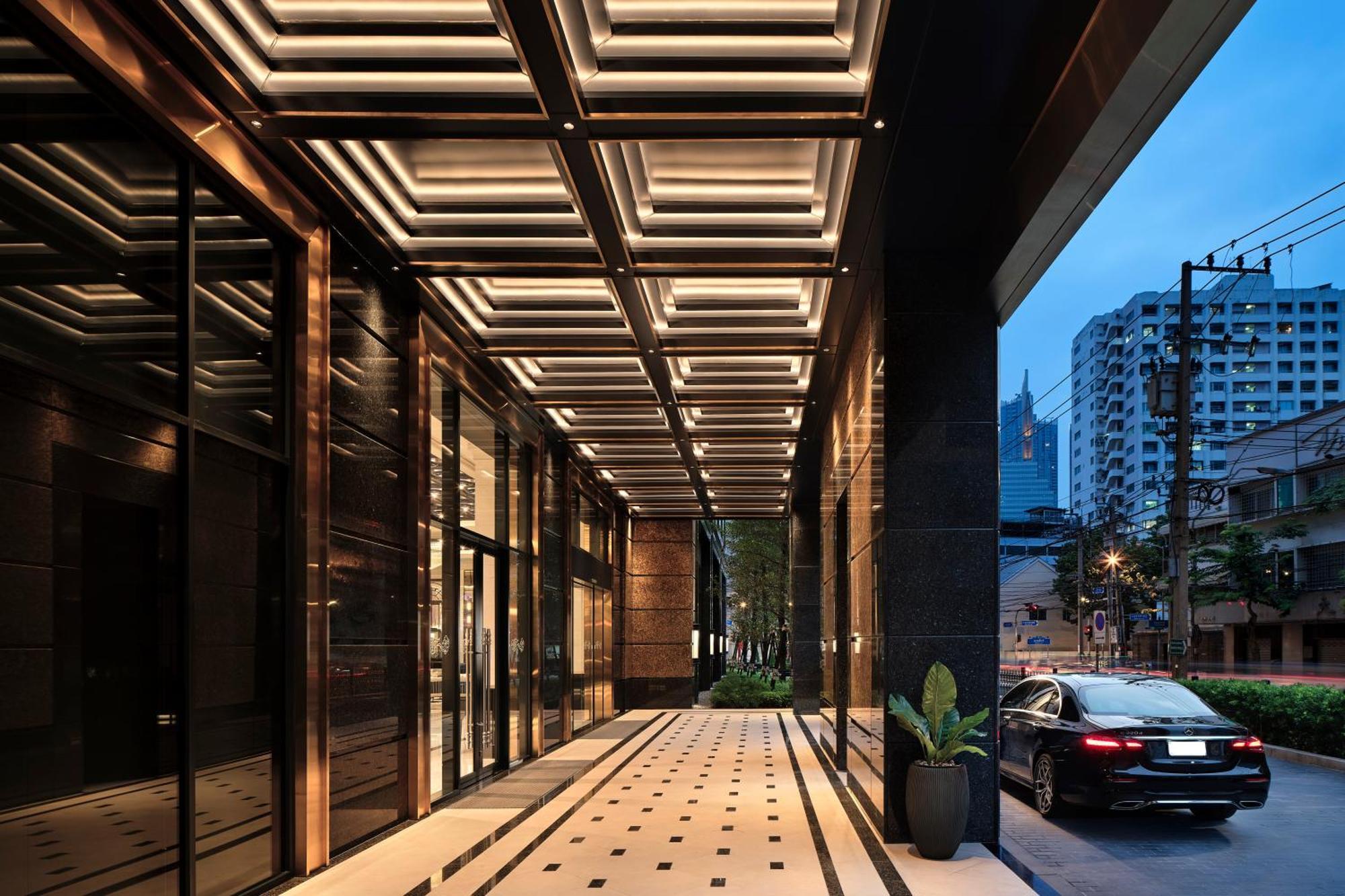 Grande Centre Point Surawong 5*