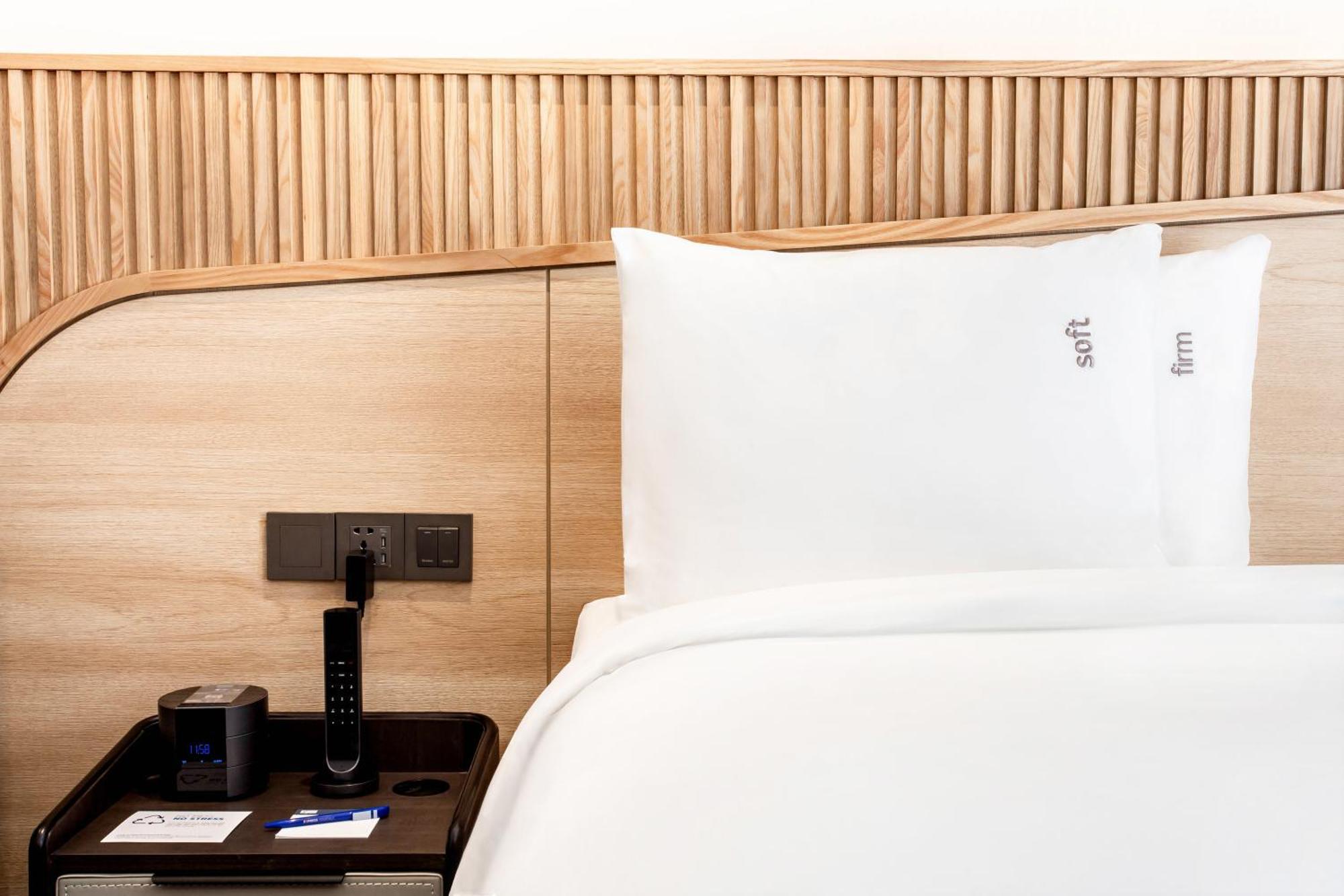 Express & Pier By Ihg