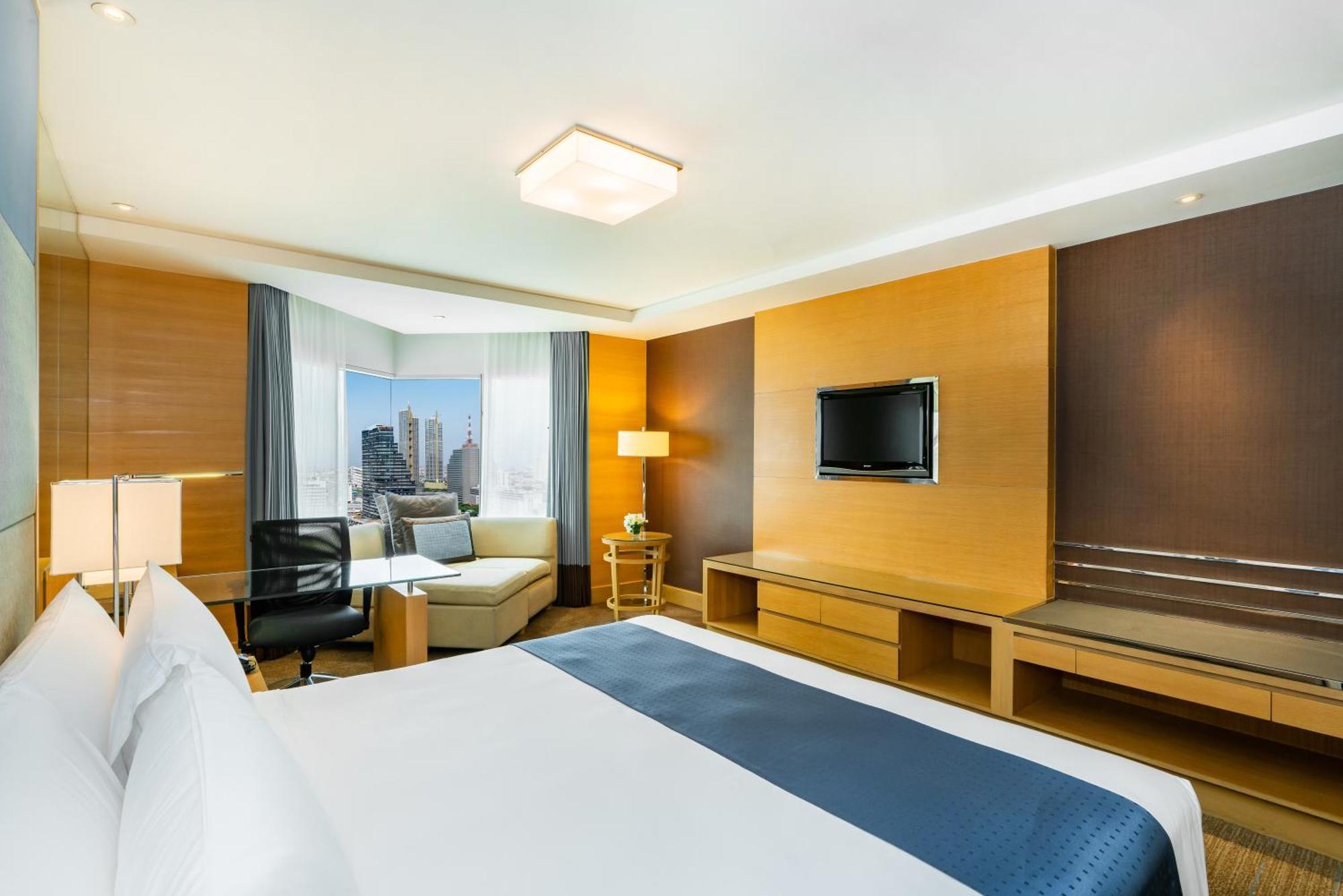 Holiday Silom By Ihg Hotel