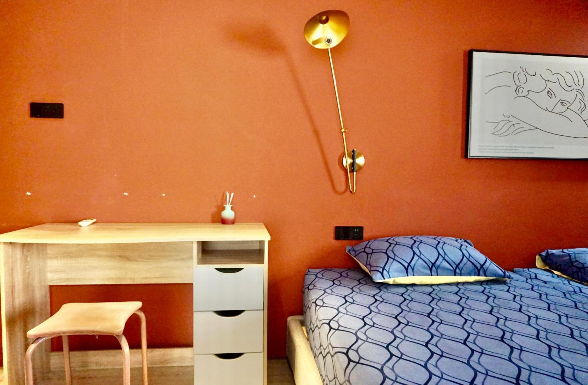 Silom Soi 3 Hash Hip And Funky With Rooftop View Apartment *