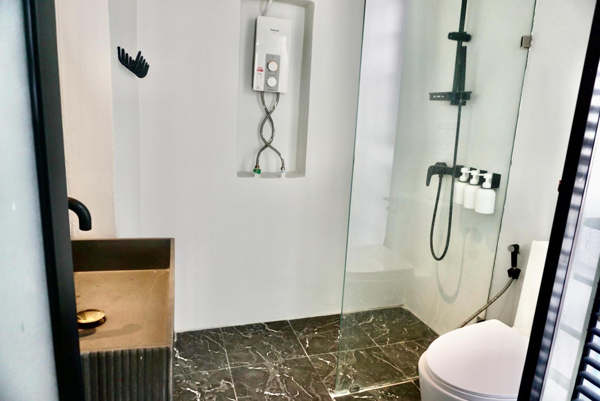 Apartment Hip And Funky Silom Soi 3, With Rooftop View