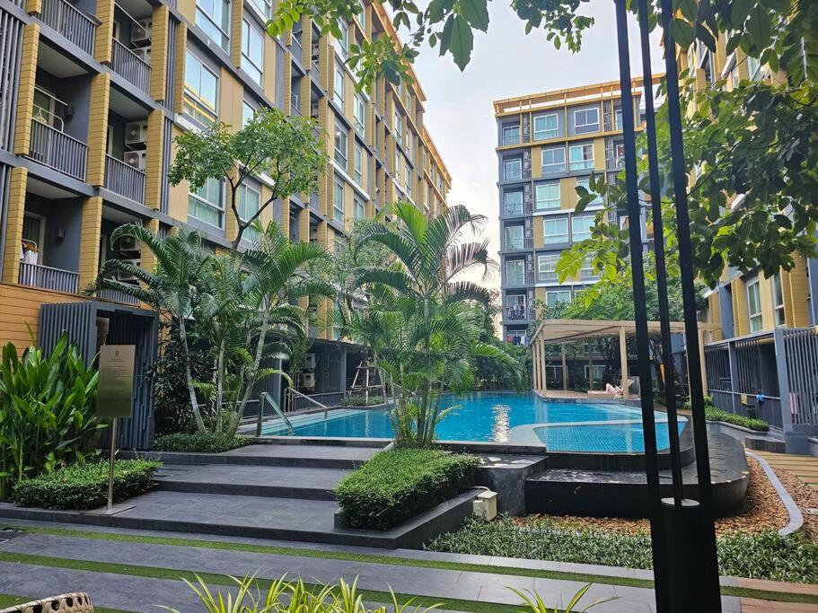 Pool Access Rama4 Rd. Appartement
