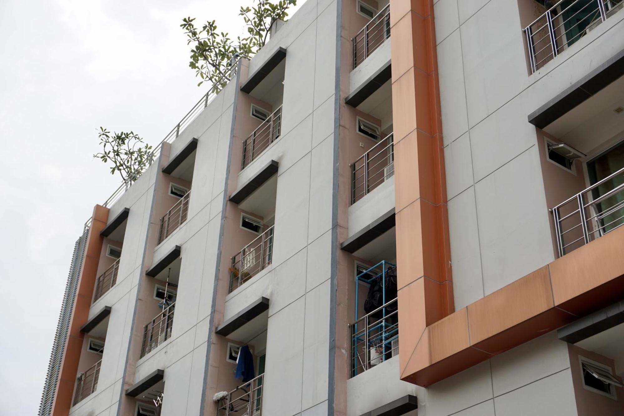 Sathon 15 Close To Bts Skytrain St Louis & Surasak Apartamento Banguecoque