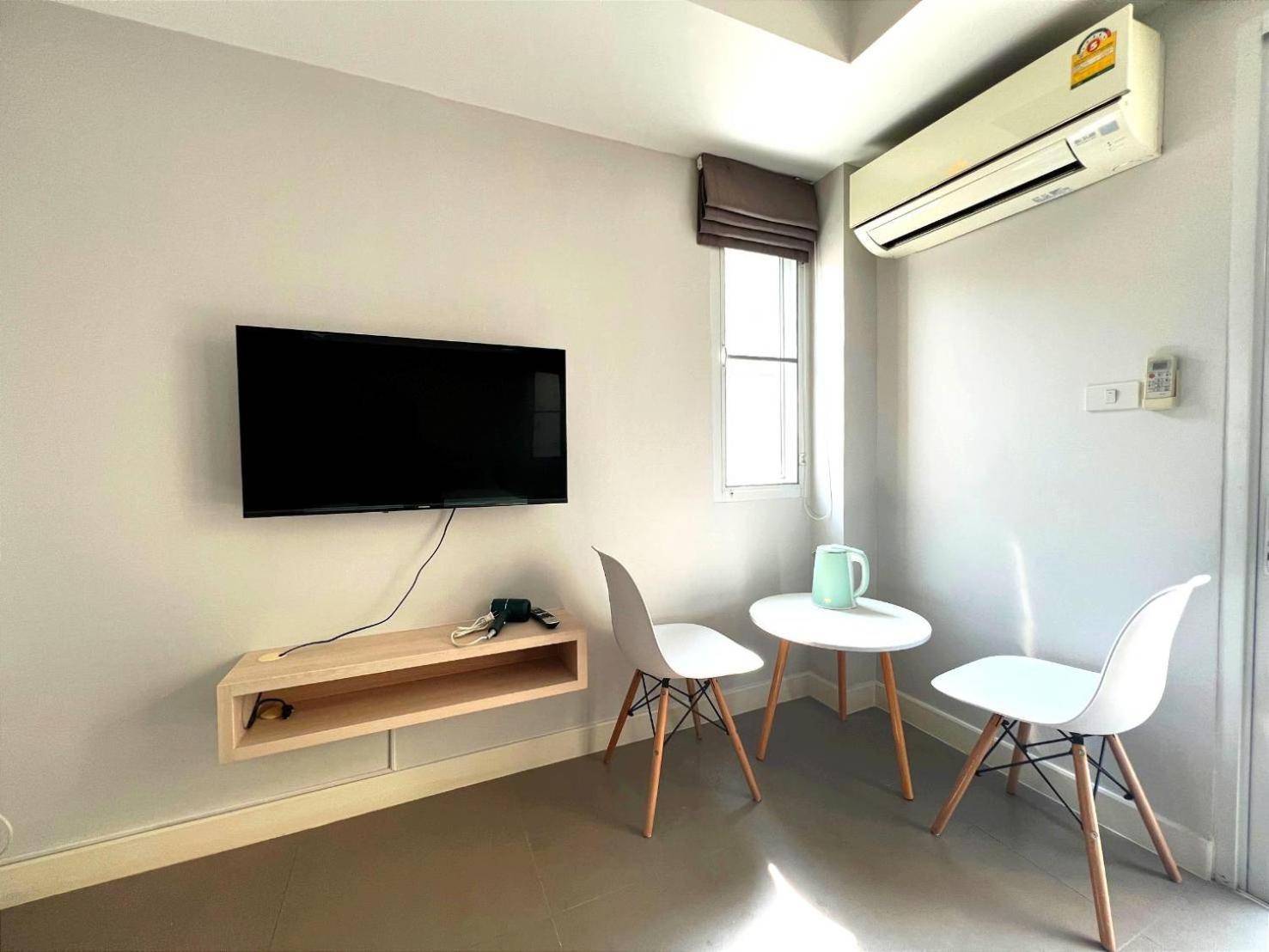 Mitr Mrt Samyot Station - The Grand Palace Apartment *