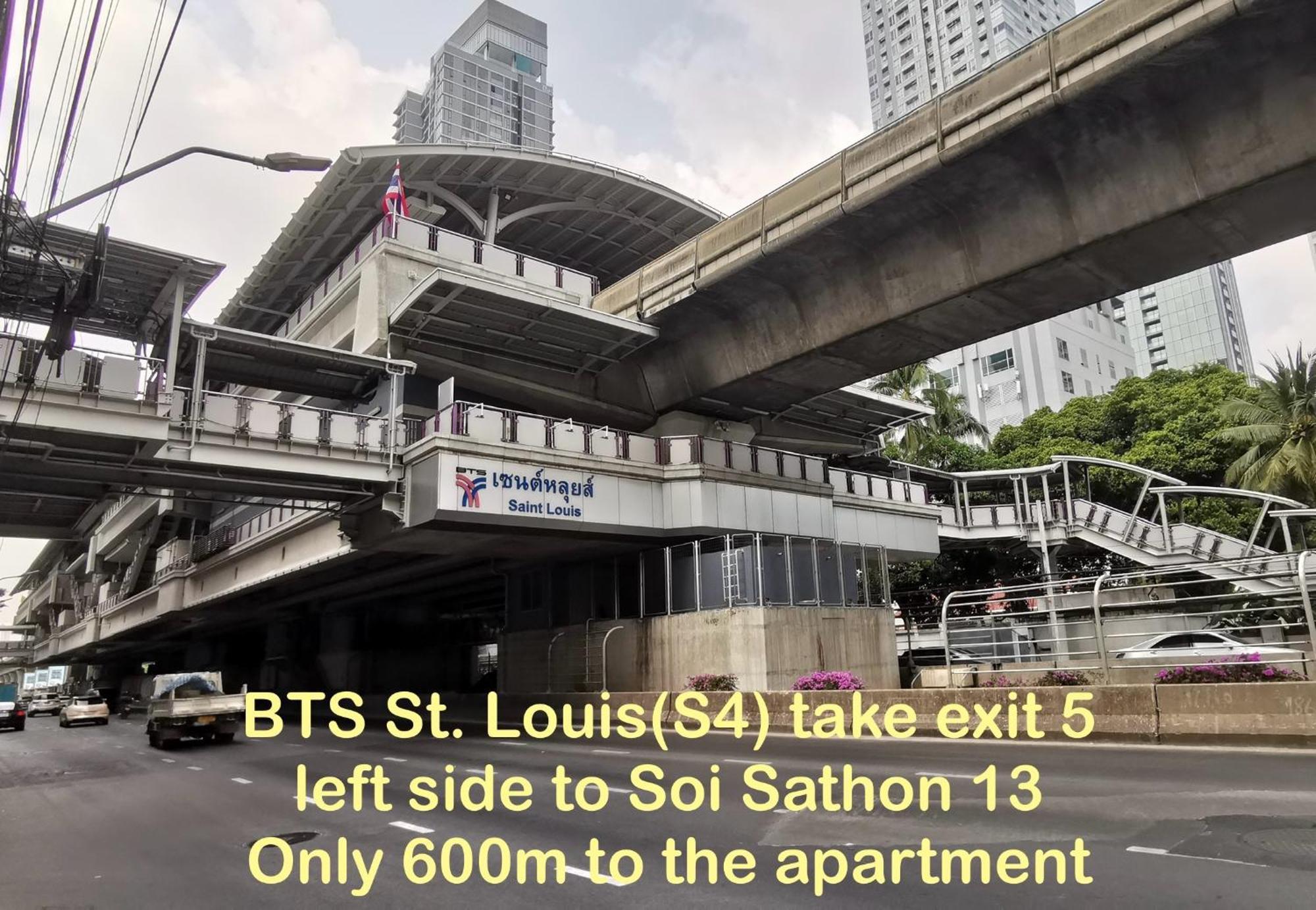 Sathon 15 Close To Bts Skytrain St Louis & Surasak Banguecoque