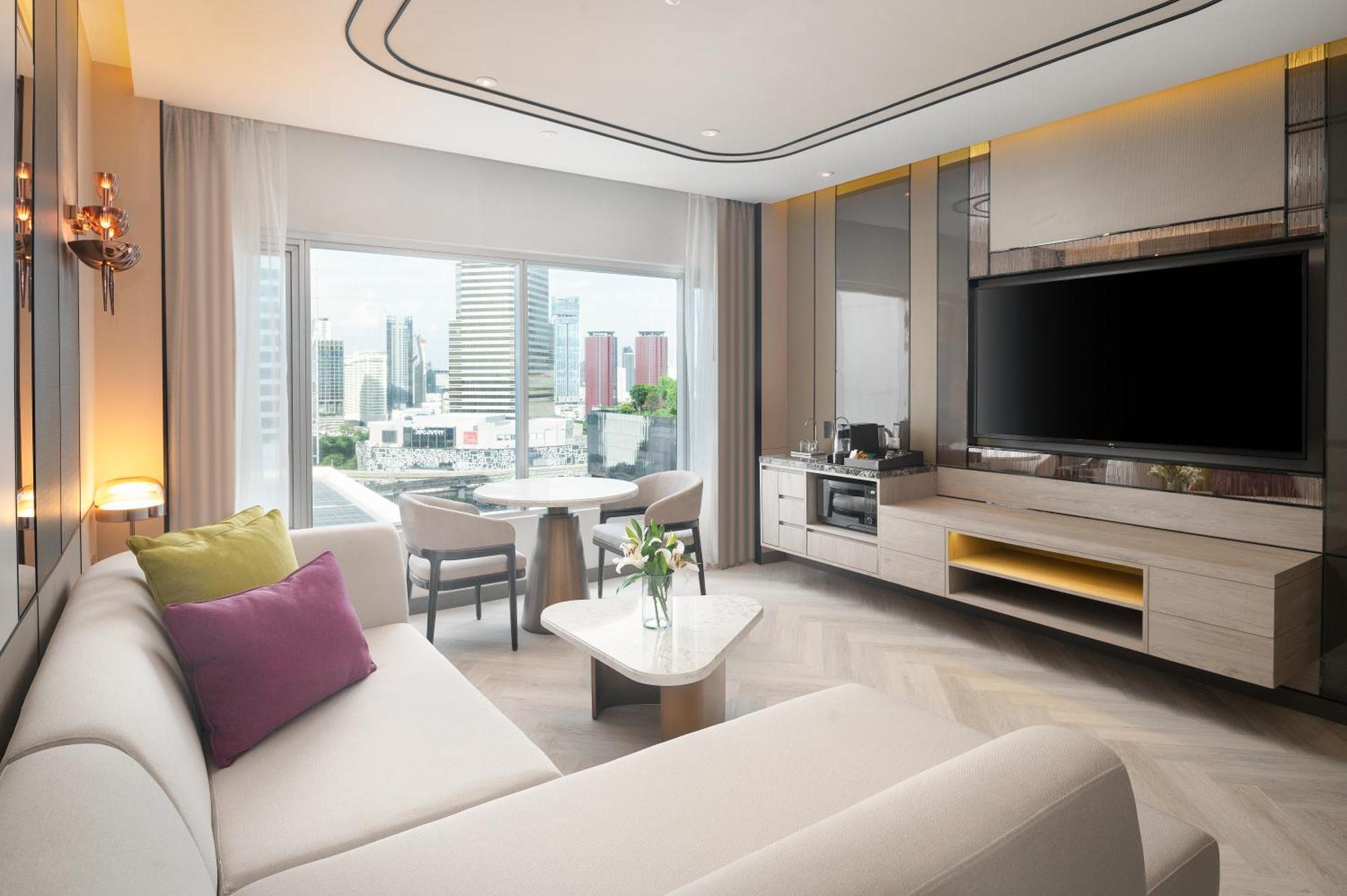 Pathumwan Princess - Sha Extra Certified