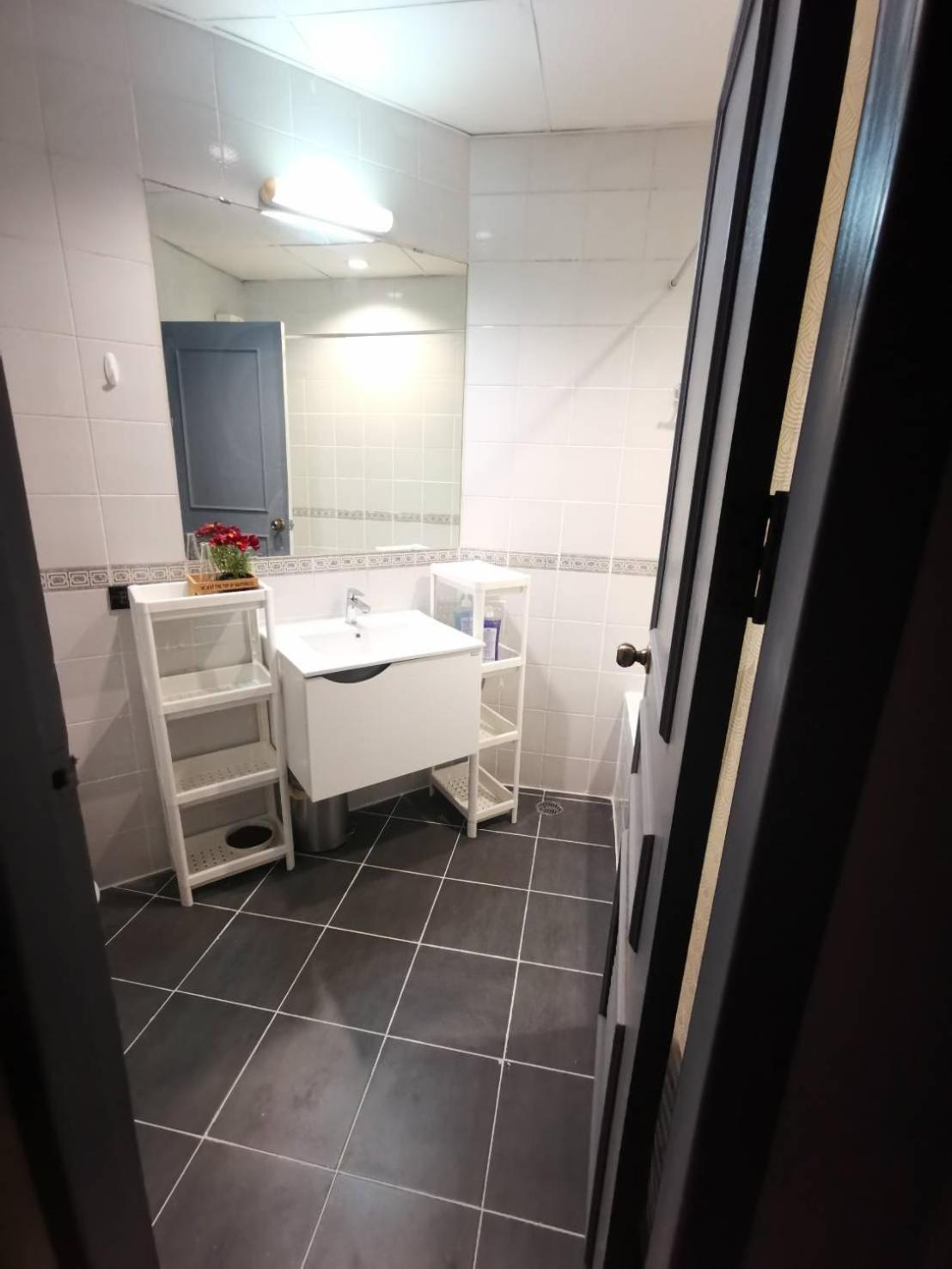 Pangsapuri Cozy 1br Walk To Bts And Airport Rail Link Close To Malls G7 *