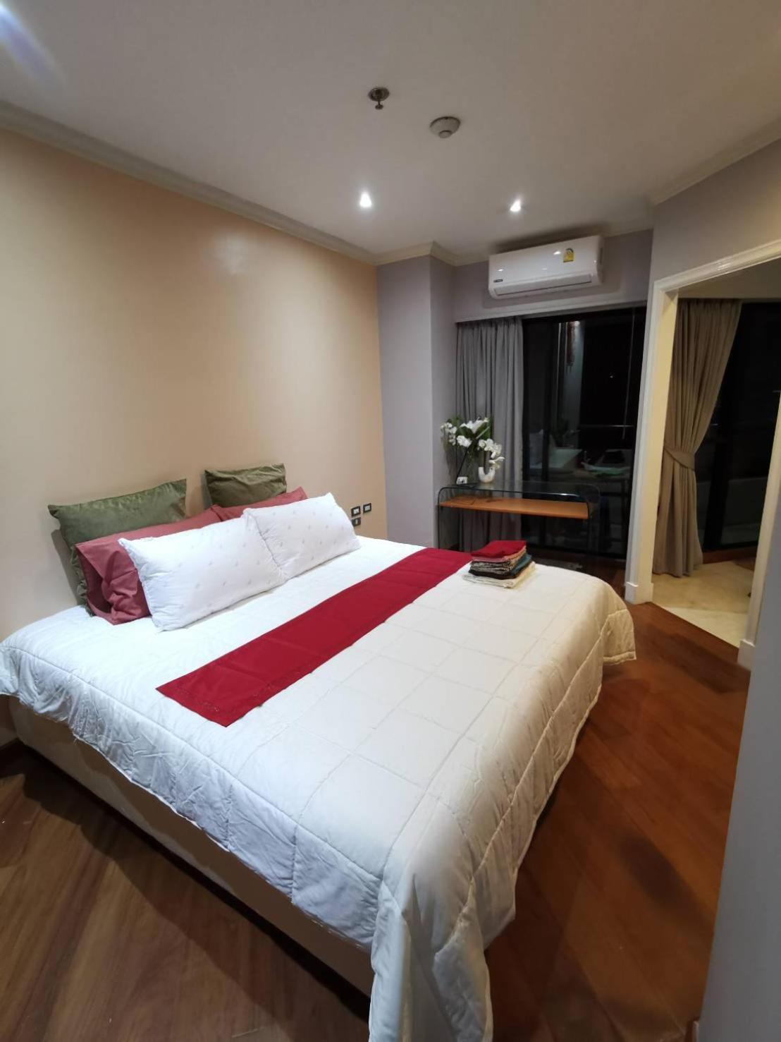 Cozy 1br Walk To Bts And Airport Rail Link Close To Malls G7 *