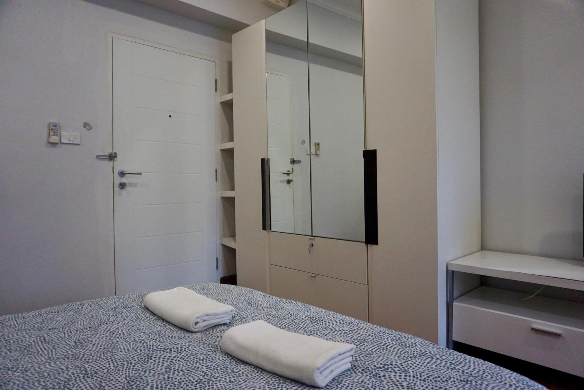 Sathon 15 Close To Bts Skytrain St Louis & Surasak Apartamento *