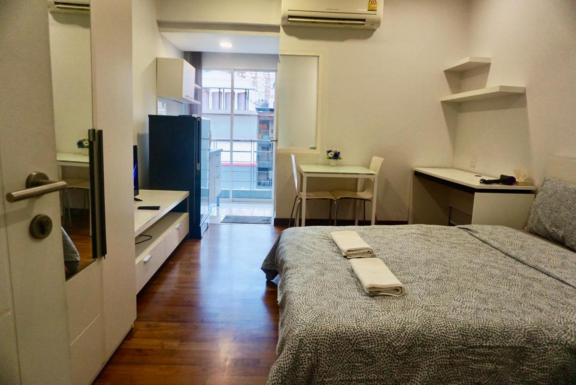 Sathon 15 Close To Bts Skytrain St Louis & Surasak * Banguecoque