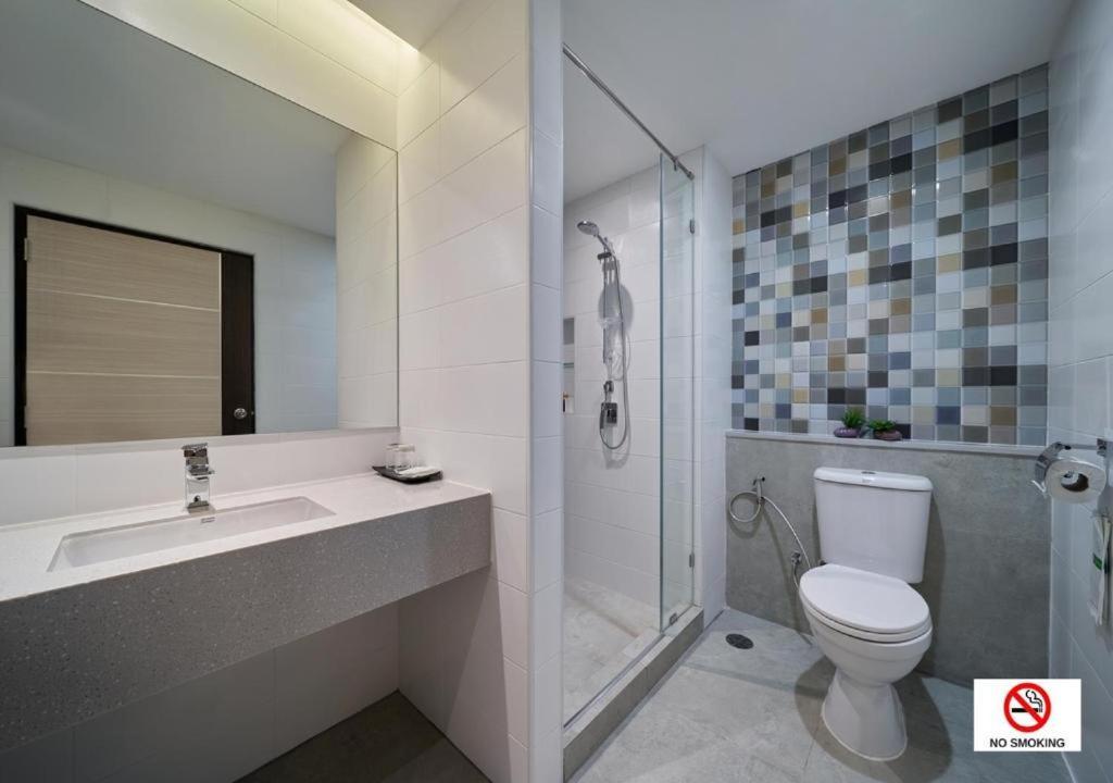 Prom Hotel Bangkok