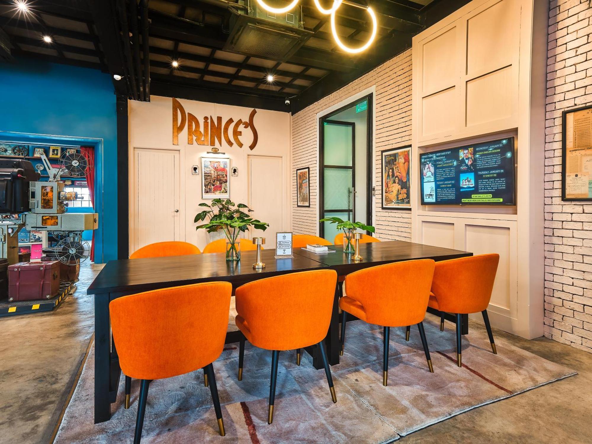 Theatre Heritage - Silom Hostel Bangkok