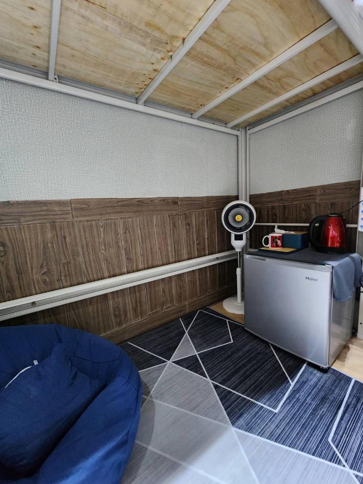 113 Olan Place Cozy Loft With Free Wi-fi