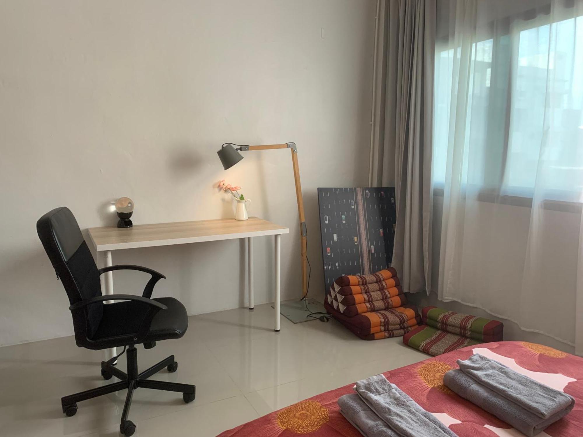 Cosy 4th Floor With Rooftop Homestay