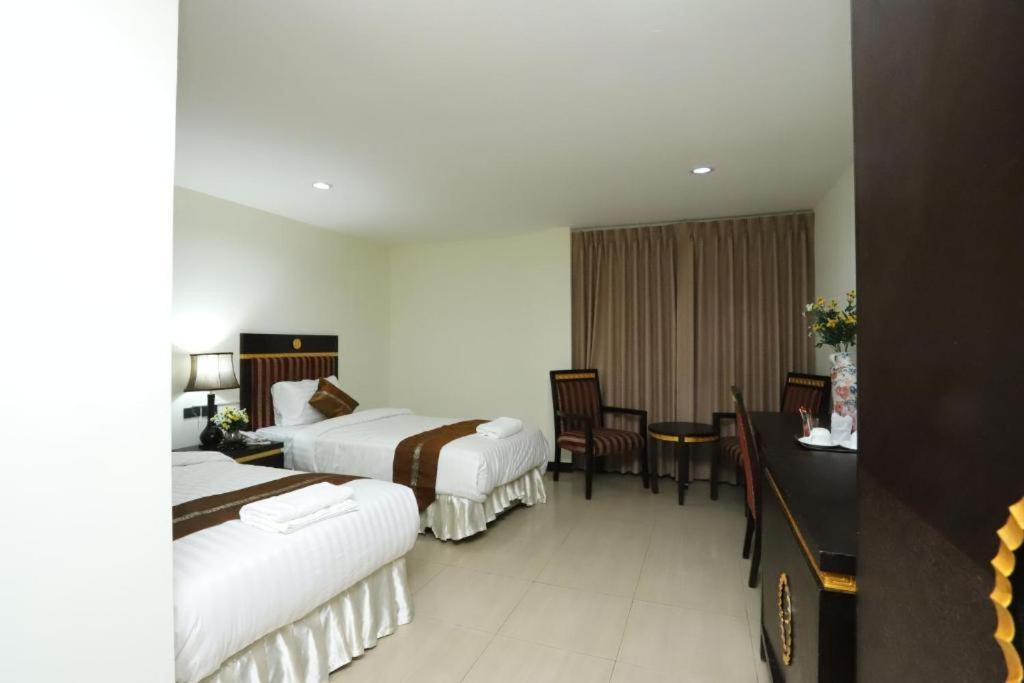 Lucky Palace Hotel Bangkok