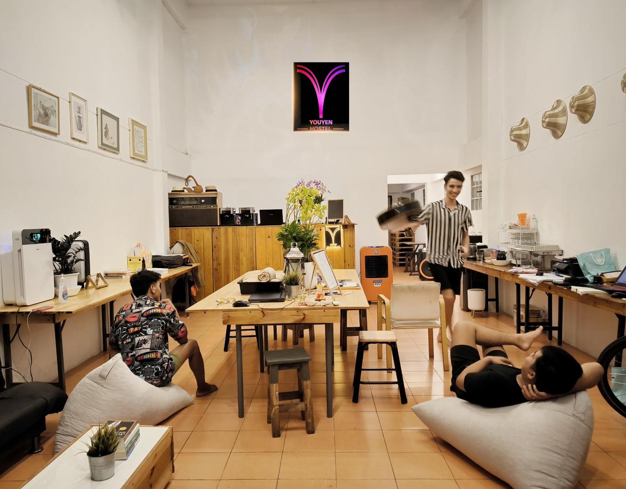 Youyen Albergue