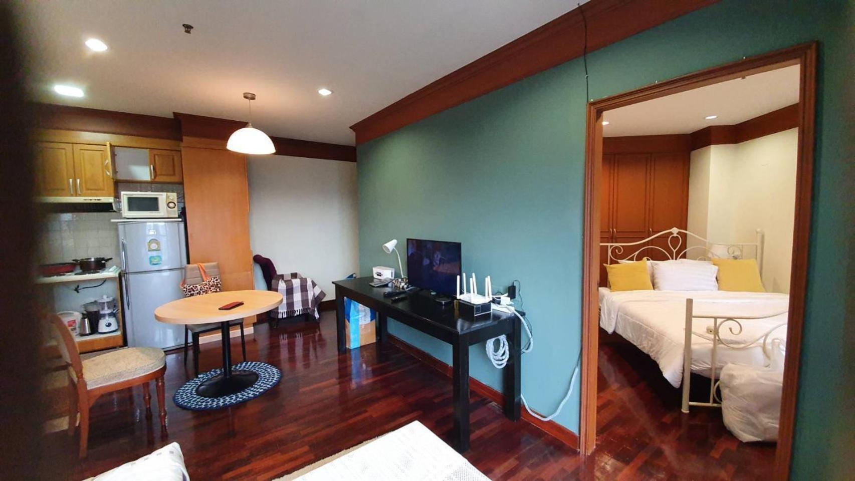 Cozy 1br Walk To Bts And Airport Rail Link Close To Malls G7 Pangsapuri