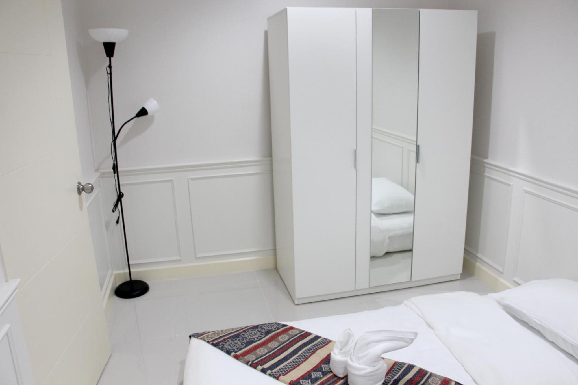 Villa Latkrabangbishome Near Suvarnabhumi Airport ลาดกระบังบิซโฮม