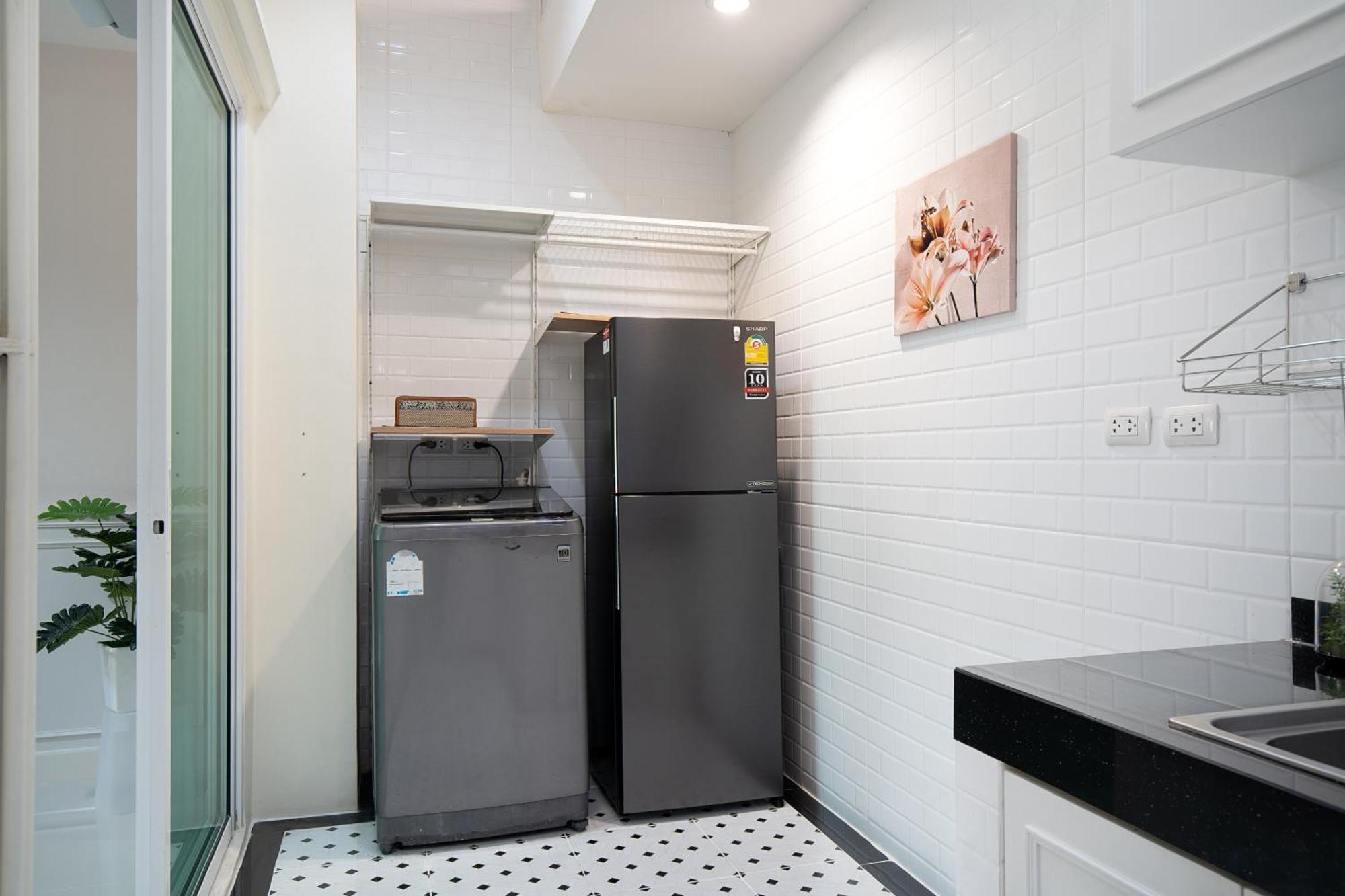 Latkrabangbishome Near Suvarnabhumi Airport ลาดกระบังบิซโฮม Villa